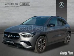 Gris / plata Usado 2024 Mercedes GLA200 SUV | 39.700 € (Precio justo)