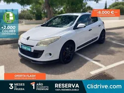 Blanco Usado 2010 Renault Mégane III Authentique Berlina | 5790 € (Precio justo)