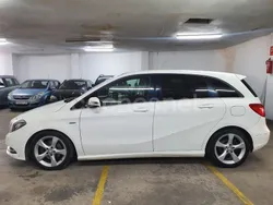 Blanco Usado 2012 Mercedes B180 Monovolumen | 6890 €