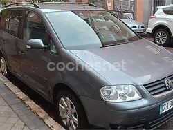 Gris / plata Usado 2005 VW Touran Highline Monovolumen | 5800 € (Precio justo)