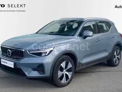 Gris Usado 2023 Volvo XC40 Core SUV | 36.900 € (Un poco caro)