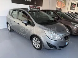 Gris / plata Usado 2012 Opel Meriva Selective Monovolumen | 5500 € (Precio justo)