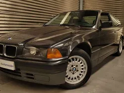 Gris Usado 1993 BMW 318 Coupe | 11.200 €