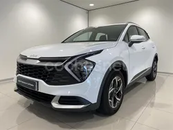 Blanco Usado 2024 Kia Sportage SUV | 26.575 € (Precio justo)