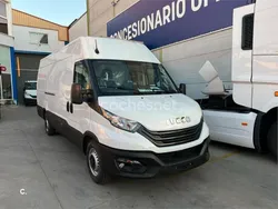 Usado 2023 Iveco Daily Monovolumen | 35.300 €