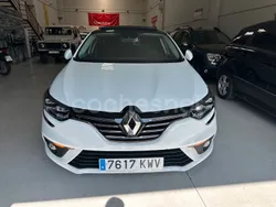 Blanco Usado 2019 Renault Mégane IV Zen Berlina | 13.500 € (Precio justo)
