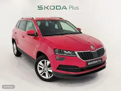 Rojo Usado 2021 Skoda Karoq Ambition SUV | 21.750 € (Precio justo)