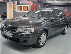 Gris / plata Usado 2002 Nissan Almera Comfort Berlina | 3500 €