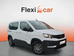 Blanco Usado 2023 Peugeot Rifter GT Monovolumen | 17.490 € (Super precio)