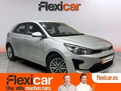 Gris Usado 2022 Kia Rio Utilitario | 12.390 € (Precio justo)