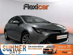Gris Usado 2024 Toyota Corolla Active Berlina | 25.990 € (Un poco caro)