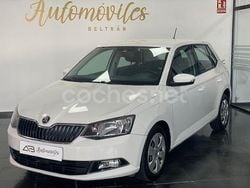 Blanco Usado 2016 Skoda Fabia Ambition Berlina | 7990 € (Buen precio)