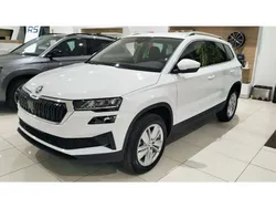 Nuevo 2025 Skoda Karoq Selection SUV | 24.490 € (Buen precio)