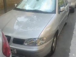 Gris / plata Usado 2001 Seat Ibiza Berlina | 1600 € (Precio justo)