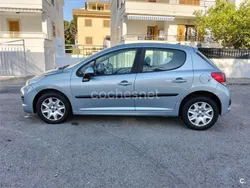 Gris / plata Usado 2009 Peugeot 207 Berlina | 3000 € (Buen precio)