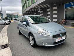 Gris / plata Usado 2005 Fiat Grande Punto Dynamic Utilitario | 3990 € (Un poco caro)