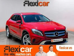 Rojo Usado 2016 Mercedes GLA200 Urban SUV | 19.990 € (Un poco caro)