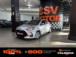 Gris / plata Usado 2023 Mazda 2 Center-Line Berlina | 16.250 € (Precio justo)