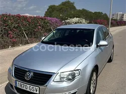 Gris / plata Usado 2010 VW Passat Highline Berlina | 4300 € (Super precio)
