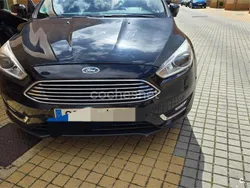 Negro Usado 2015 Ford Focus Titanium Berlina | 8900 € (Precio justo)