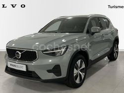 Gris / plata Usado 2024 Volvo XC40 Core SUV | 41.900 € (Caro)