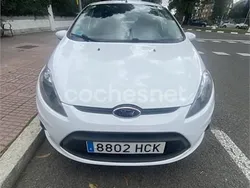 Blanco Usado 2011 Ford Fiesta Trend Utilitario | 5600 € (Precio justo)