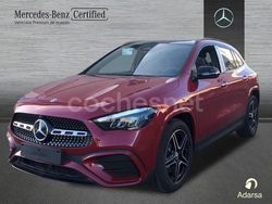 Rojo Usado 2025 Mercedes GLA200 SUV | 49.900 €
