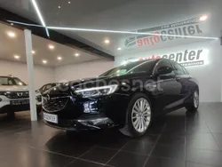 Azul Usado 2018 Opel Insignia Innovation Berlina | 16.400 €