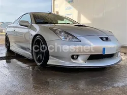 Gris / plata Usado 2001 Toyota Celica Coupe | 9700 €