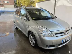 Gris / plata Usado 2007 Toyota Corolla Verso Sport Monovolumen | 4199 € (Buen precio)
