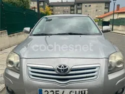 Gris / plata Usado 2008 Toyota Avensis Sol Berlina | 4200 € (Buen precio)