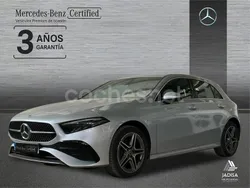 Plateado Usado 2023 Mercedes A250 AMG line Berlina | 34.990 € (Precio justo)