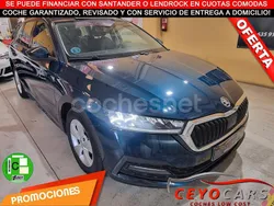 Azul Usado 2022 Skoda Octavia Active Familiar | 13.900 € (Buen precio)