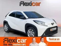 Blanco Usado 2024 Toyota Aygo Utilitario | 15.790 € (Un poco caro)