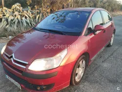 Rojo Usado 2006 Citroën C4 Berlina | 1000 € (Buen precio)