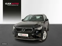 Negro Usado 2023 Volvo XC40 Core SUV | 34.200 € (Un poco caro)