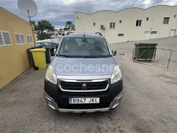 Gris / plata Usado 2015 Peugeot Partner Tepee Outdoor Monovolumen | 10.000 € (Un poco caro)