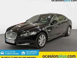 Negro Usado 2013 Jaguar XF Luxury Berlina | 13.700 €