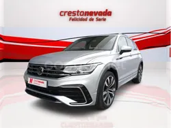 Gris / plata Usado 2021 VW Tiguan R-line SUV | 33.400 € (Un poco caro)