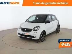 Negro Usado 2017 Smart ForFour Basis Berlina | 9799 € (Precio justo)