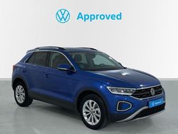 Azul Usado 2024 VW T-Roc Life SUV | 27.600 € (Un poco caro)