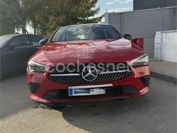 Rojo Usado 2020 Mercedes CLA180 Shooting Brake Familiar | 21.990 € (Precio justo)