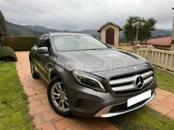 Gris / plata Usado 2014 Mercedes GLA200 Urban SUV | 20.490 € (Precio justo)