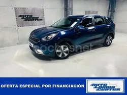 Azul Usado 2018 Kia Niro SUV | 14.990 € (Un poco caro)