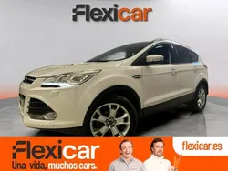 Blanco Usado 2015 Ford Kuga Titanium SUV | 13.490 € (Precio justo)
