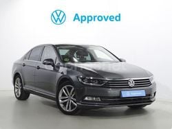Gris Usado 2016 VW Passat Sportline Berlina | 17.900 € (Precio justo)