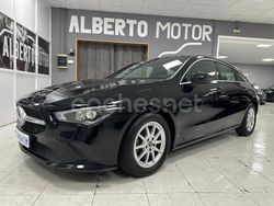 Negro Usado 2022 Mercedes CLA200 Shooting Brake Familiar | 22.900 € (Super precio)