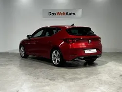 Rojo Nuevo 2025 Seat Leon FR | 29.800 € (Caro)