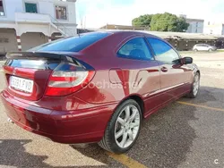 Granate Usado 2005 Mercedes C200 Sport Edition Berlina | 4500 € (Buen precio)