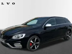 Negro Usado 2017 Volvo V60 R-Design Momentum Familiar | 16.900 € (Caro)